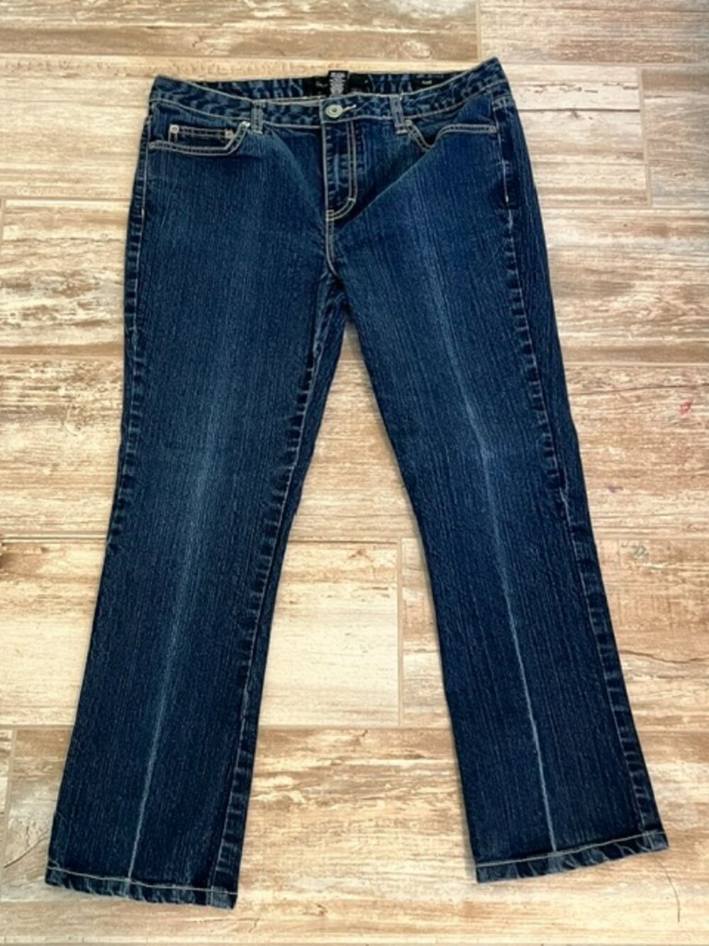 Women's Calvin Klein Cropped Straight Leg Jeans